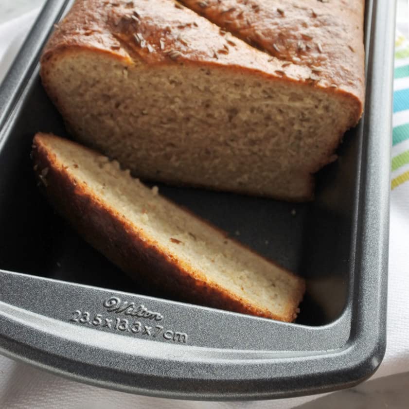 Wilton Advance Select Premium Non-Stick Loaf Pan, 9.25 x 5.25 Inches, Steel, Silver - Image 3